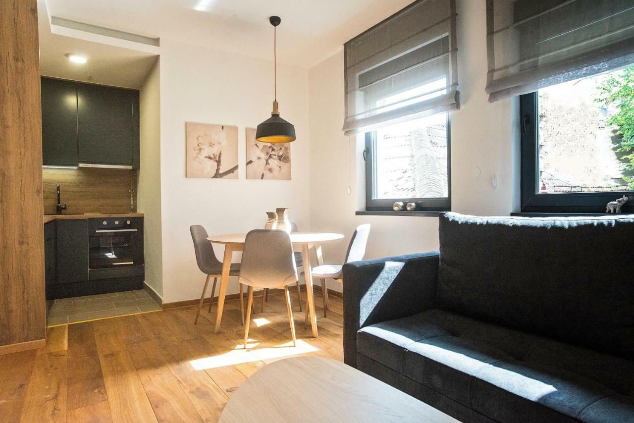 Luna Deluxe City Center & Free Parking Sarajevo Ngoại thất bức ảnh
